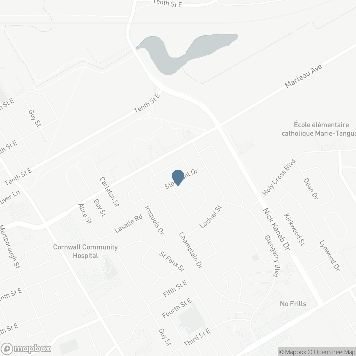 1321 STORMONT DRIVE, Cornwall, Ontario K6H 6Y3